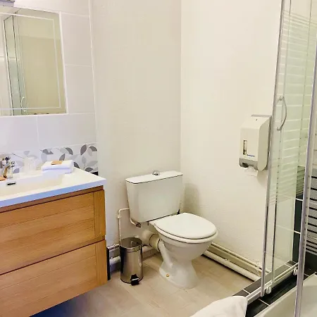 Porte De Camargue Hotel 2*
