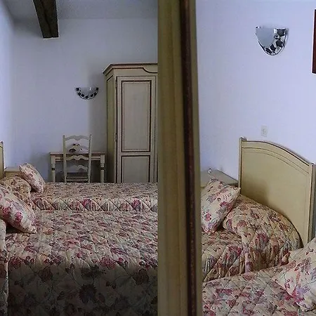 Porte De Camargue Hotel